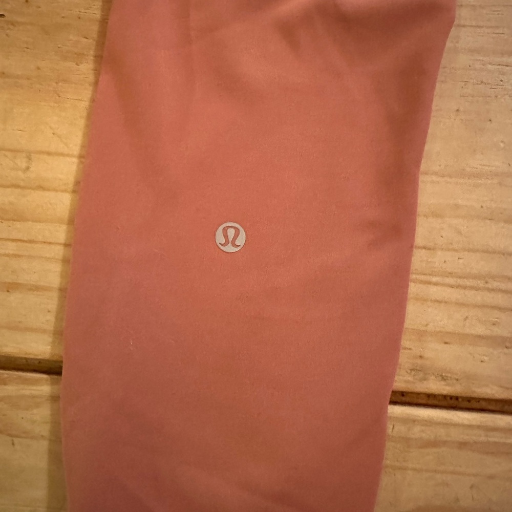 Lululemon leggings wore a couple times. Too small